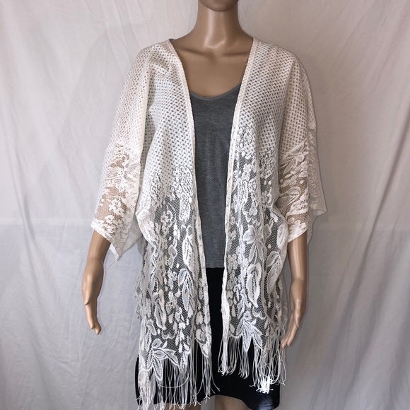 Charlotte Russe Sweaters - 🌸White Kimono
